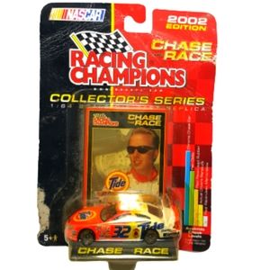 2002 Racing Champions #32 Ricky Craven.